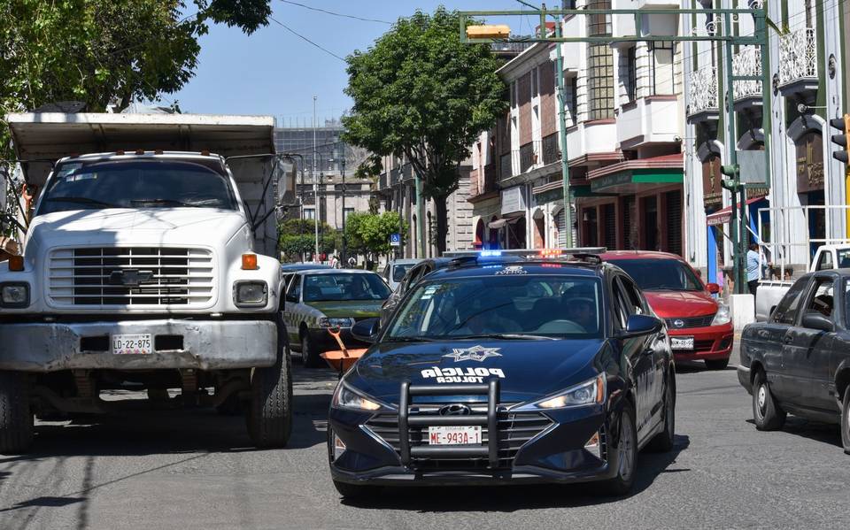 Renta Toluca 400 patrullas y 80 motopatrullas en más de 522 millones de  pesos - El Sol de Toluca | Noticias Locales, Policiacas, sobre México,  Edomex y el Mundo