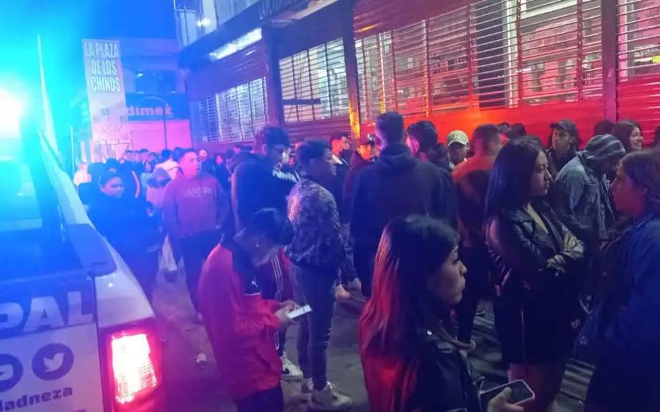 Vecinos de Neza piden la clausura de un bar - El Sol de Toluca | Noticias  Locales, Policiacas, sobre México, Edomex y el Mundo