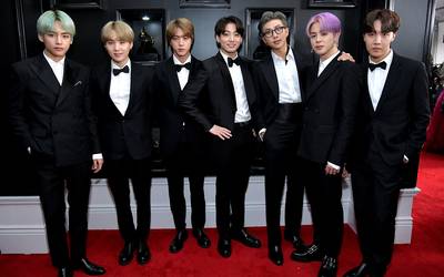 Resultado de imagen para bts en los billboard 2019