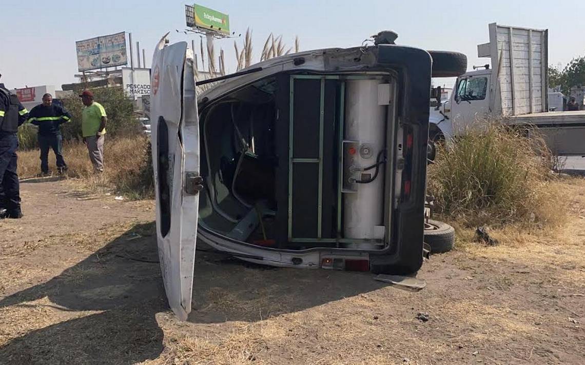 Vuelca unidad del transporte público en Ecatepec - El Sol de Toluca ...