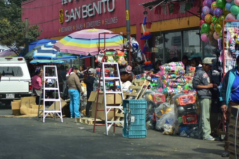 Ambulantes toman la zona del Mercado Juárez - El Sol de Toluca | Noticias  Locales, Policiacas, sobre México, Edomex y el Mundo