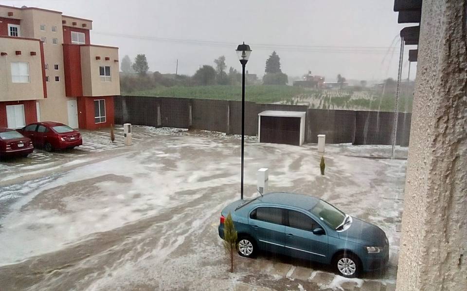 Continúan inundaciones en Villas del Bosque, en Xonacatlán. Vecinos piden  una solución definitiva o reubicación - El Sol de Toluca | Noticias  Locales, Policiacas, sobre México, Edomex y el Mundo